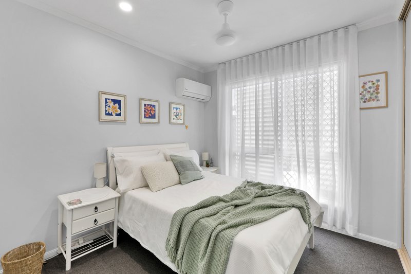 Photo - 13 Leister Court, Bucasia QLD 4750 - Image 15