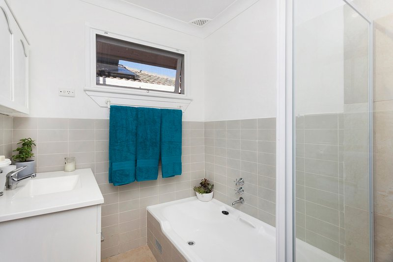 Photo - 13 Lendine Street, Barrack Heights NSW 2528 - Image 7