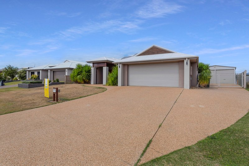 Photo - 13 Leon Place, Coral Cove QLD 4670 - Image 1