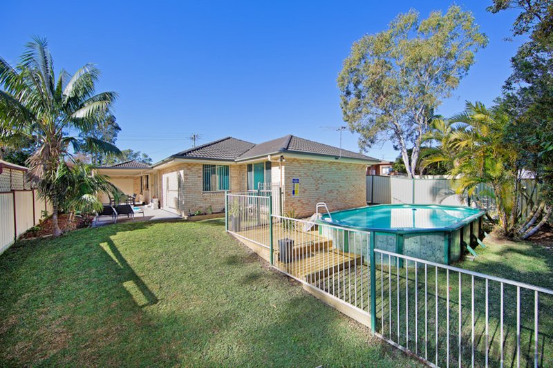 Photo - 13 Leumeah Avenue, Chain Valley Bay NSW 2259 - Image 3