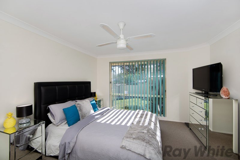 Photo - 13 Leumeah Avenue, Chain Valley Bay NSW 2259 - Image 7