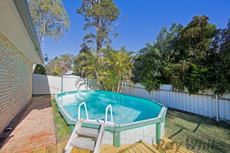 Photo - 13 Leumeah Avenue, Chain Valley Bay NSW 2259 - Image 11