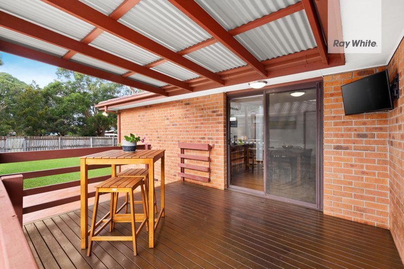 Photo - 13 Lewis Close, Mill Park VIC 3082 - Image 6