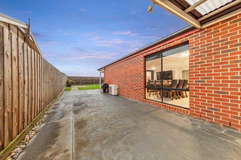 Photo - 13 Licodia Drive, Pakenham VIC 3810 - Image 26