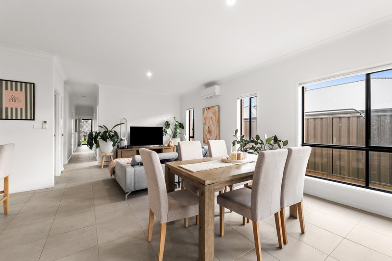Photo - 13 Lilac Avenue, Lochinvar NSW 2321 - Image 6