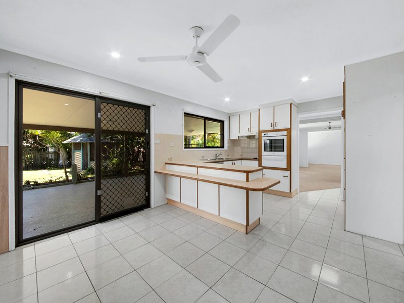 Photo - 13 Lilly Street, Boyne Island QLD 4680 - Image 4