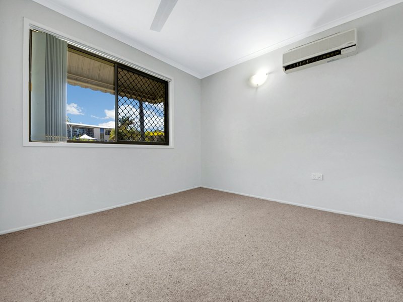 Photo - 13 Lilly Street, Boyne Island QLD 4680 - Image 13