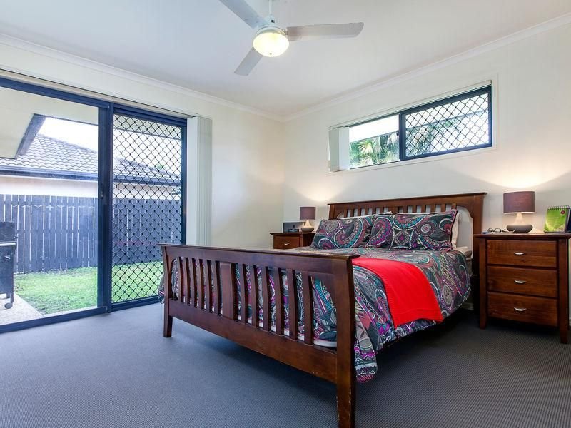 Photo - 13 Linacre Street, Sippy Downs QLD 4556 - Image 11