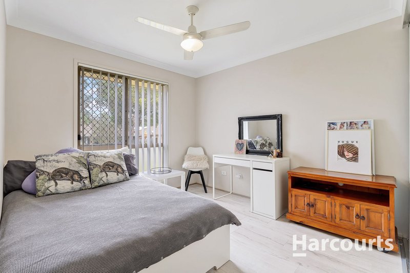 Photo - 13 Linfield Street, Hillcrest QLD 4118 - Image 10