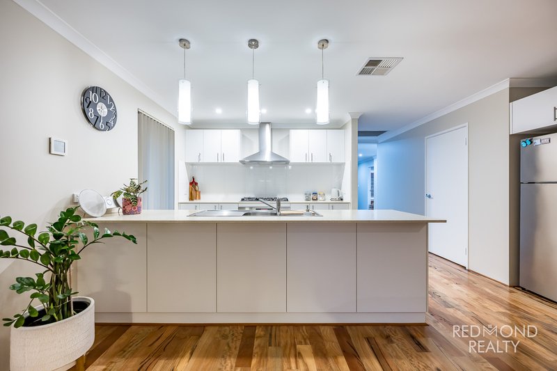 Photo - 13 Linksman Street, Yanchep WA 6035 - Image 11