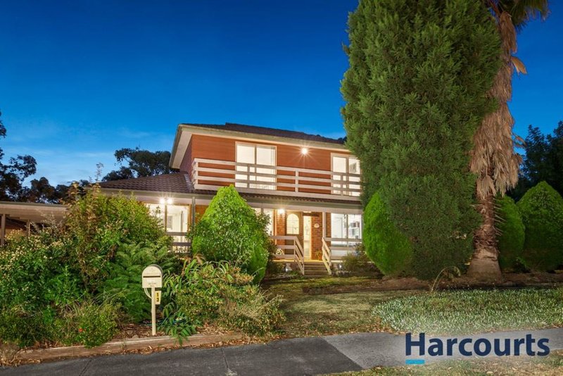 13 Linsley Way, Wantirna VIC 3152