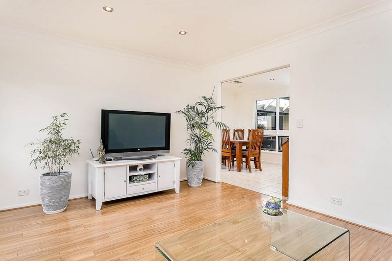 Photo - 13 Lochside Drive, West Lakes SA 5021 - Image 7