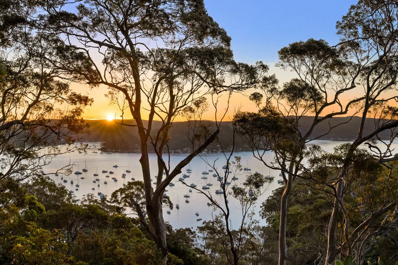 Photo - 13 Loombah Street, Bilgola Plateau NSW 2107 - Image 1