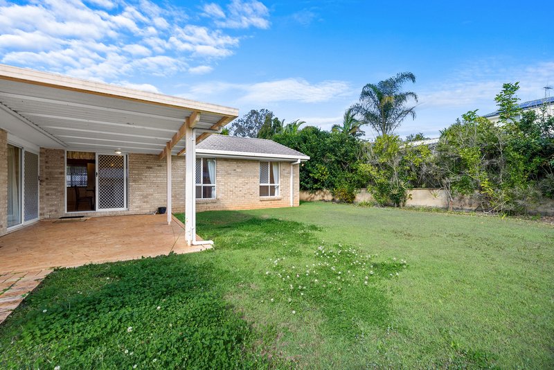 Photo - 13 Lorenc Place, Bridgeman Downs QLD 4035 - Image 17