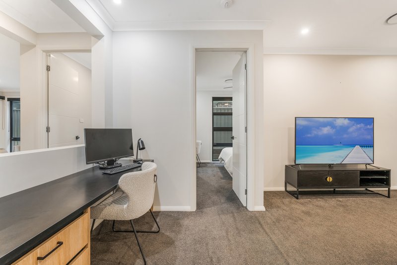 Photo - 13 Lorraine Road, Edmondson Park NSW 2174 - Image 22