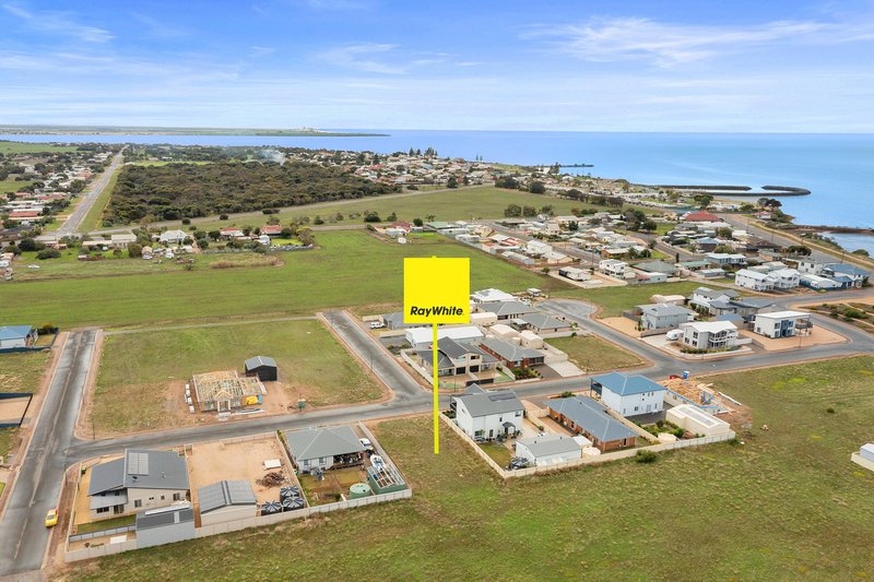 Photo - 13 (Lot 17) Charles Carter Way, Edithburgh SA 5583 - Image 2