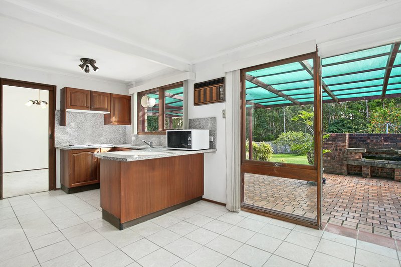 Photo - 13 Louise Avenue, Baulkham Hills NSW 2153 - Image 2