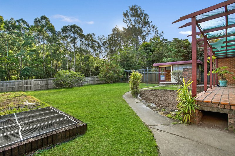 Photo - 13 Louise Avenue, Baulkham Hills NSW 2153 - Image 5