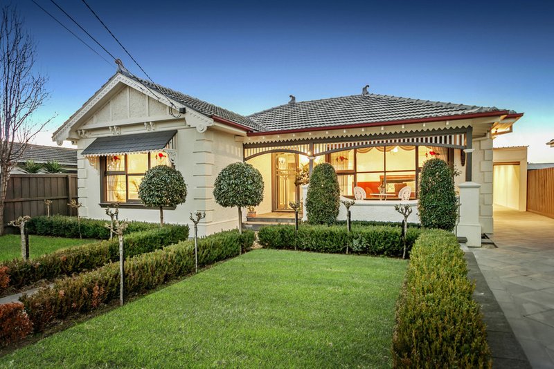 Photo - 13 Lucille Avenue, Reservoir VIC 3073 - Image 2