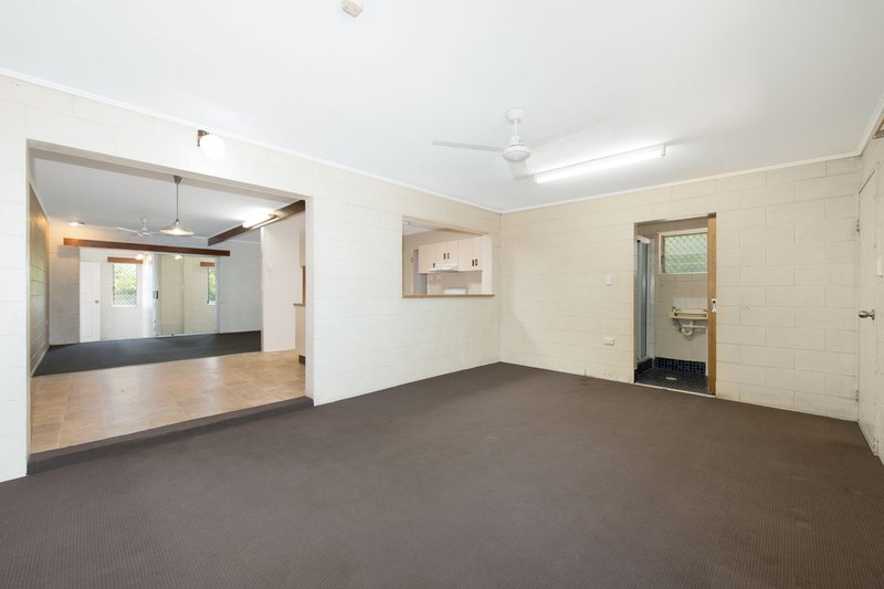 Photo - 13 Lumeah Street, Cranbrook QLD 4814 - Image 3