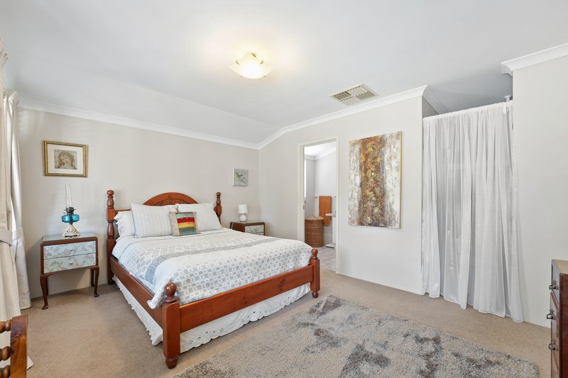 Photo - 13 Lynch Ave , Rockingham WA 6168 - Image 15