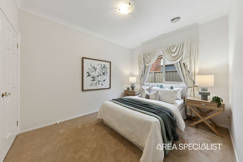 Photo - 13 Macalister Place, Pakenham VIC 3810 - Image 33