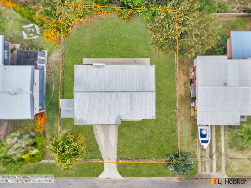 Photo - 13 Macarthur Street, Koongal QLD 4701 - Image 3