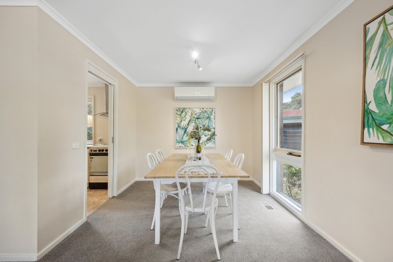 Photo - 13 Mackie Crescent, Stirling ACT 2611 - Image 5