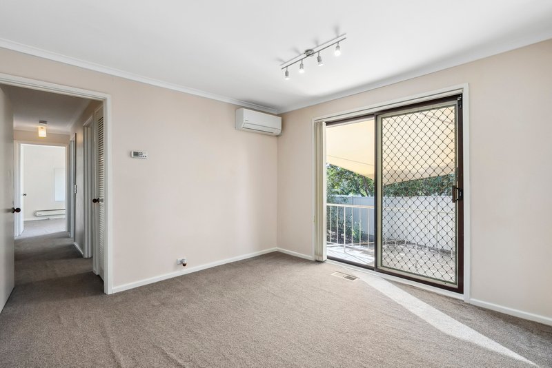 Photo - 13 Mackie Crescent, Stirling ACT 2611 - Image 7