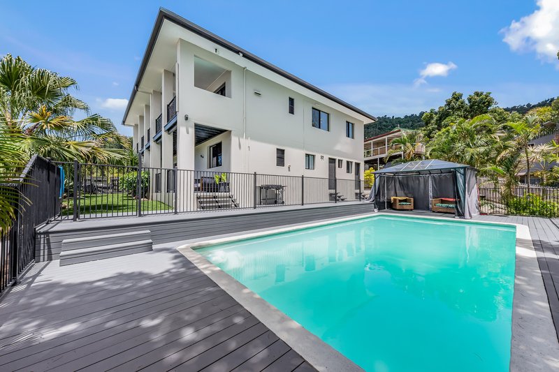 Photo - 13 Macona Crescent, Cannonvale QLD 4802 - Image 3