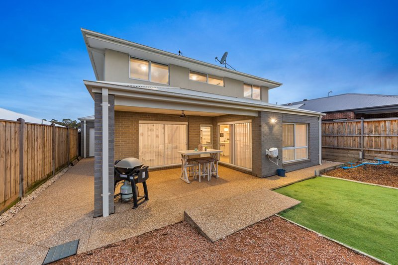 Photo - 13 Mainstone Street, Drouin VIC 3818 - Image 18