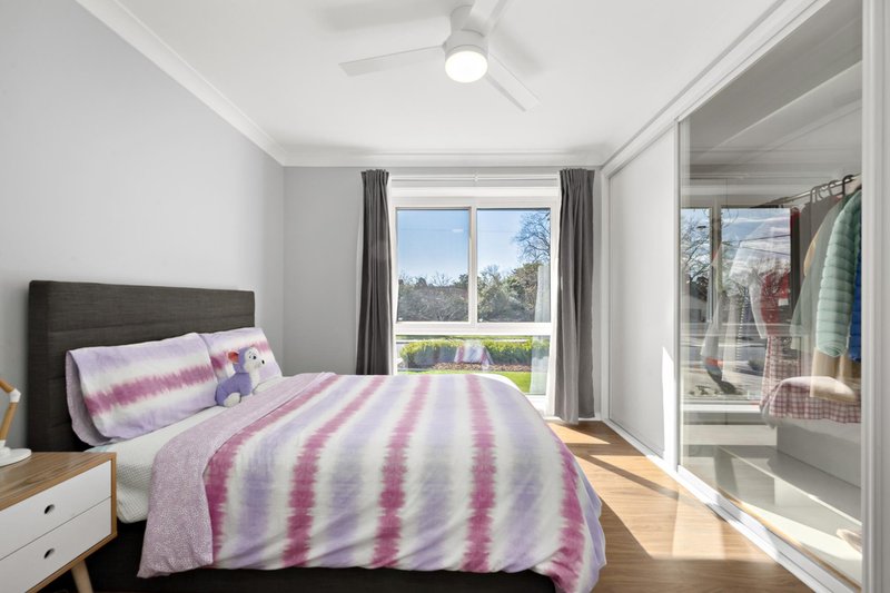 Photo - 13 Maitland Street, Hackett ACT 2602 - Image 12