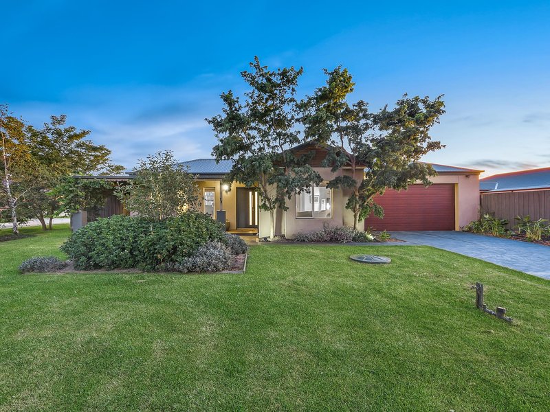 13 Makitti Close, Tooradin VIC 3980