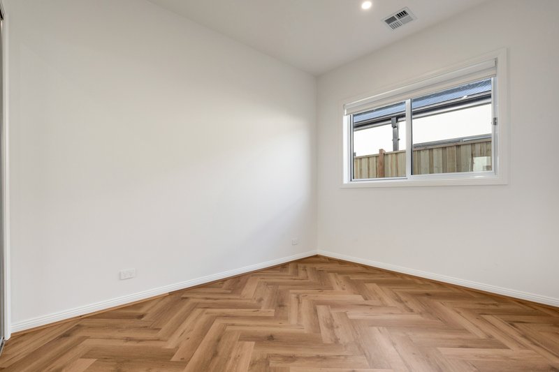 Photo - 13 Malcolm Street, Beveridge VIC 3753 - Image 11