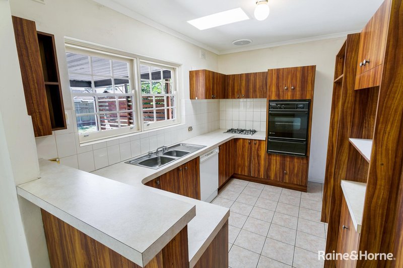 Photo - 13 Mallen Street, Morphett Vale SA 5162 - Image 6