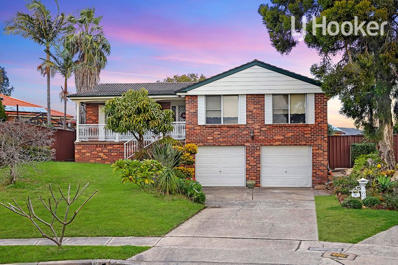 13 Malvern Close, St Johns Park NSW 2176