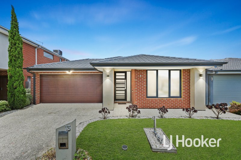 13 Mantello Street, Lyndhurst VIC 3975