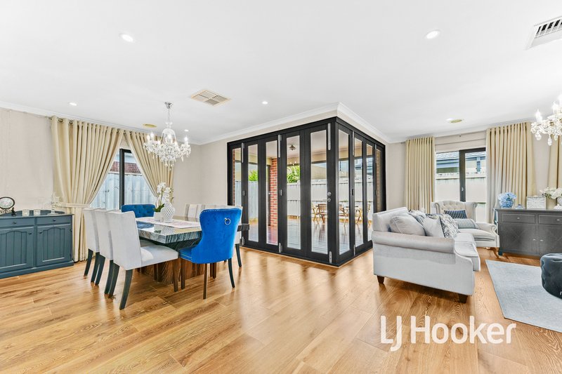 Photo - 13 Mantello Street, Lyndhurst VIC 3975 - Image 3