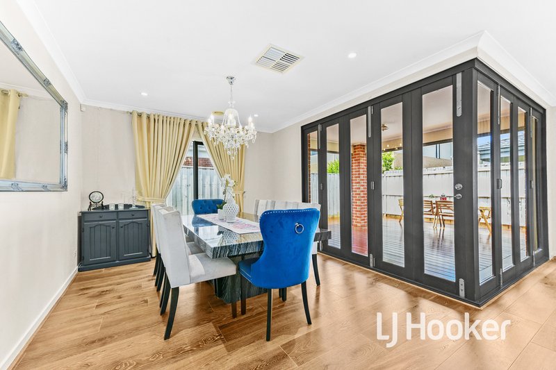 Photo - 13 Mantello Street, Lyndhurst VIC 3975 - Image 4