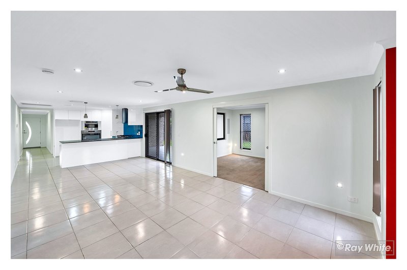 Photo - 13 Maple Street, Norman Gardens QLD 4701 - Image 9