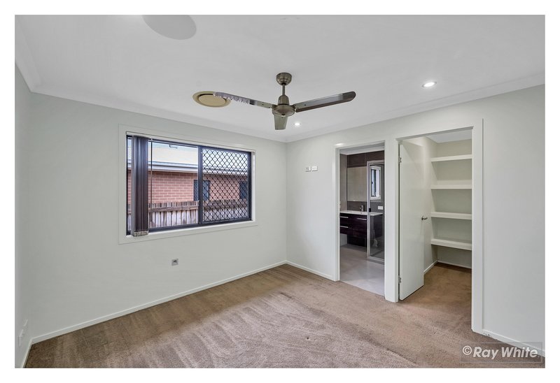 Photo - 13 Maple Street, Norman Gardens QLD 4701 - Image 13