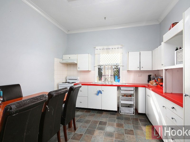 Photo - 13 Marsh Street, West Kempsey NSW 2440 - Image 6