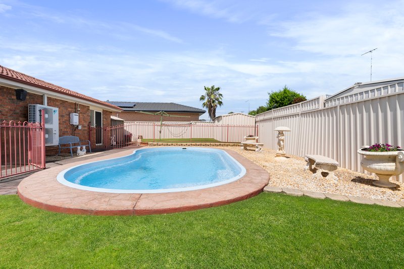 Photo - 13 Massa Place, Claremont Meadows NSW 2747 - Image 20