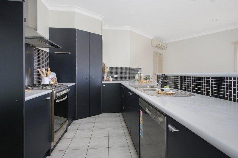 1/3 Maynet Place, West Albury NSW 2640