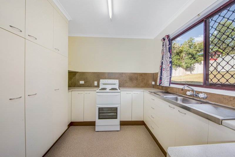 Photo - 13 Mccann Street, South Gladstone QLD 4680 - Image 3