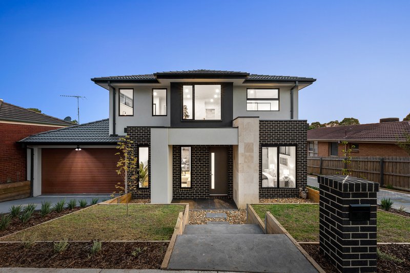 1/3 Mccubbin Street, Burwood VIC 3125