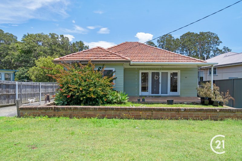 13 Mcgirr Avenue, The Entrance NSW 2261