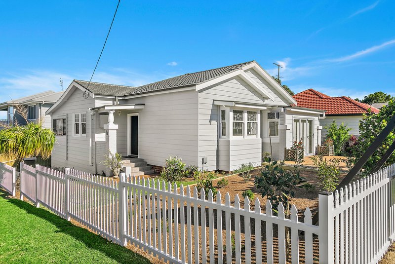 13 Mckenzie Avenue, Wollongong NSW 2500