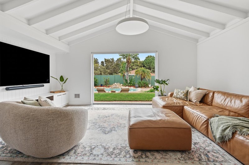 Photo - 13 Mcmahon Way, Kardinya WA 6163 - Image 1