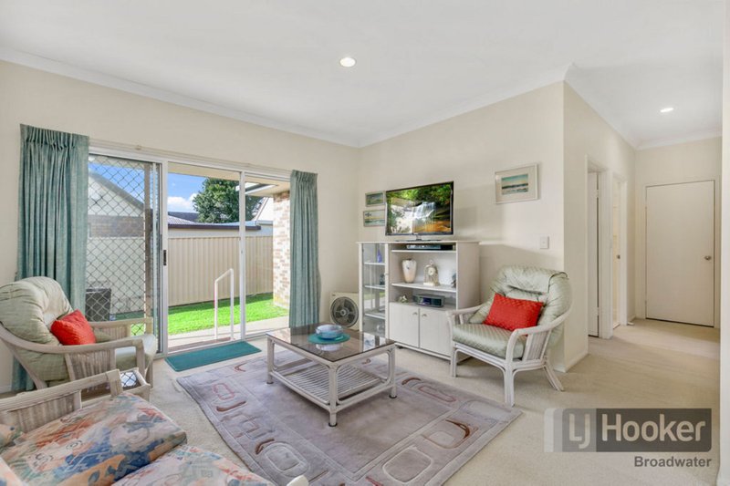 Photo - 1/3 Mcwilliam Close, Labrador QLD 4215 - Image 4